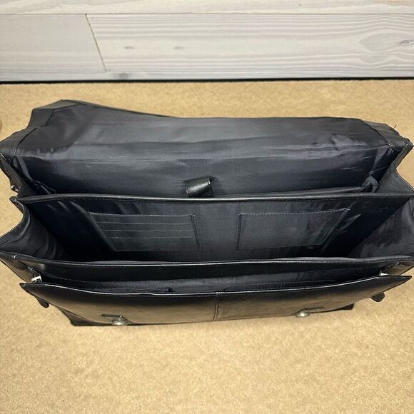 VTG Frye Briefcase Black Leather Soft Side Flap Top Buckle Strap Shoulder Bag - Picture 5 of 10